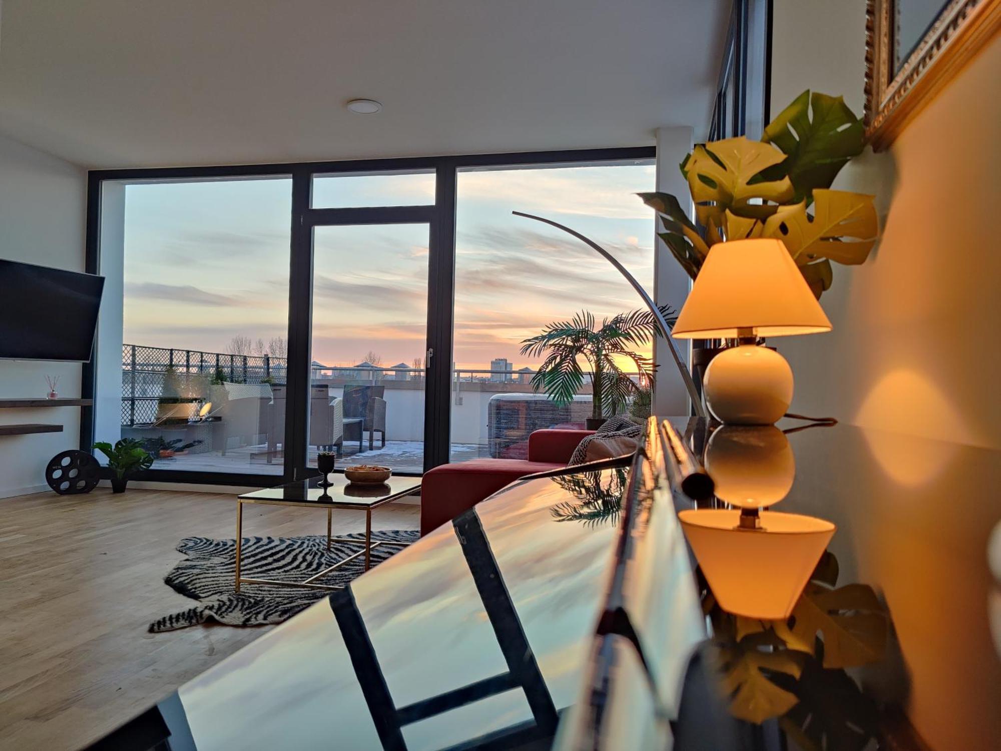 Maisonette-penthouse Inklusive Whirlpool Ueber Den Daechern Von *